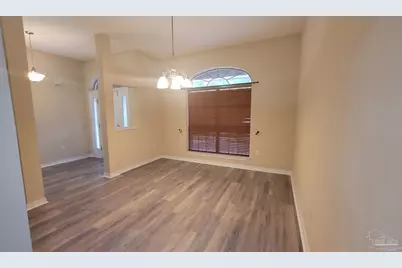 5524 Tucker Cir, Pace, FL 32571 - Photo 5