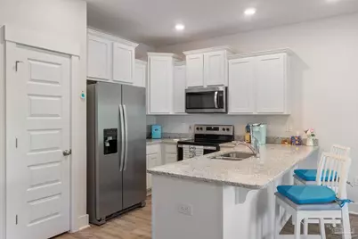 1518 Farragut Way, Pensacola, FL 32534 - Photo 9