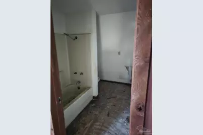 9541 Hwy 90, Milton, FL 32583 - Photo 29