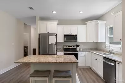 5087 San Pedro Ct, Milton, FL 32583 - Photo 13