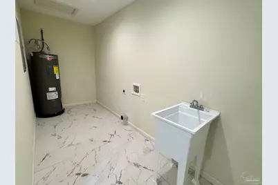 3710 N Blue Angel Pkwy, Pensacola, FL 32507 - Photo 7