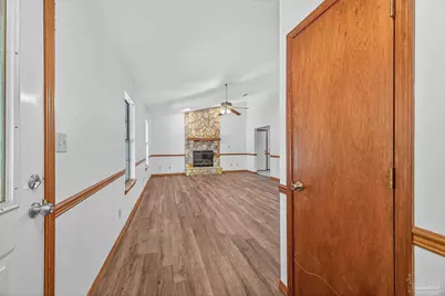 5453 Hamilton Ln, Pace, FL 32571 - Photo 5