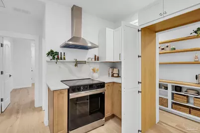 1613 E De Soto St, Pensacola, FL 32501 - Photo 9