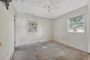 4727 Cyril Dr, Pace, FL 32571 - Photo 9