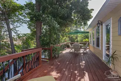 1611 Luzon Ln, Gulf Breeze, FL 32563 - Photo 11