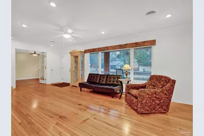 111 Euclid St, Pensacola, FL 32503 - Photo 9