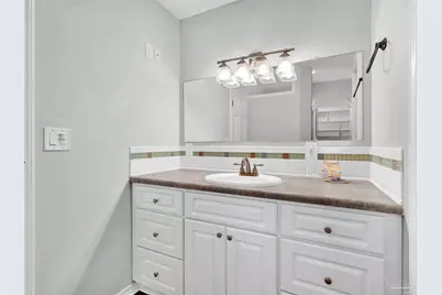 111 Euclid St, Pensacola, FL 32503 - Photo 3