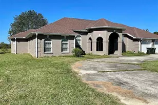 5221 Barrineau Park School Rd, Molino, FL 32577 - Photo 1