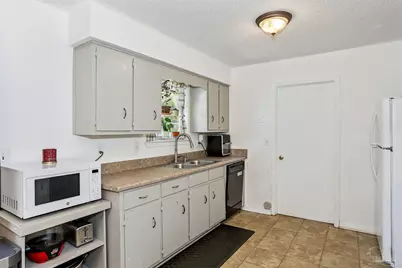 6636 Dallas Ave, Pensacola, FL 32526 - Photo 9