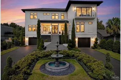 3348 Edgewater Dr, Gulf Breeze, FL 32563 - Photo 1