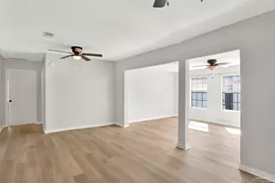 21 N Harris St, Pensacola, FL 32507 - Photo 9