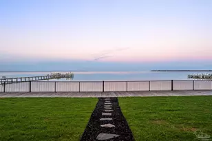 28 Baybridge Dr, Gulf Breeze, FL 32561 - Photo 55