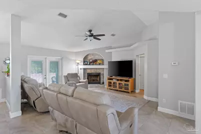 5087 Terra Lake Cir, Pensacola, FL 32507 - Photo 5