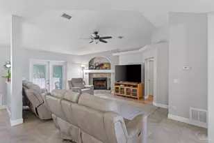 5087 Terra Lake Cir, Pensacola, FL 32507 - Photo 5