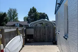 210 Berry Rd, Pensacola, FL 32507 - Photo 21