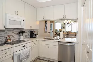 8477 Gulf Blvd, Navarre, FL 32566 - Photo 11