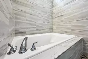 1469 Sanibel Ln, Gulf Breeze, FL 32563 - Photo 33