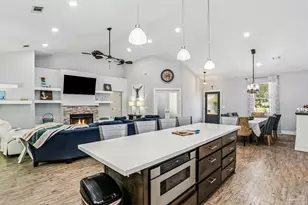 1469 Sanibel Ln, Gulf Breeze, FL 32563 - Photo 9