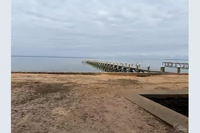 1469 Sanibel Ln, Gulf Breeze, FL 32563 - Photo 5