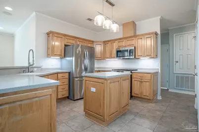 2351 Queens Ferry Ln, Cantonment, FL 32533 - Photo 17