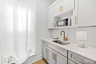 5751 Dunbar Cir, Milton, FL 32583 - Photo 13