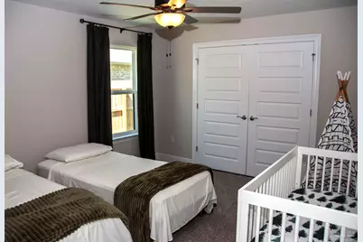 6489 Gentle Rain Dr, Milton, FL 32570 - Photo 15