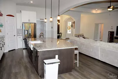 6489 Gentle Rain Dr, Milton, FL 32570 - Photo 9