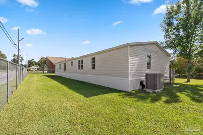 8412 Pond Ave, Pensacola, FL 32534 - Photo 5