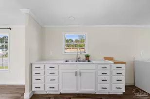 8412 Pond Ave, Pensacola, FL 32534 - Photo 15