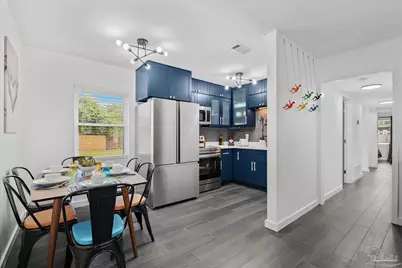 204 Fairfax Dr, Pensacola, FL 32503 - Photo 7