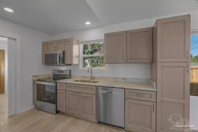 2363 N F St, Pensacola, FL 32501 - Photo 9