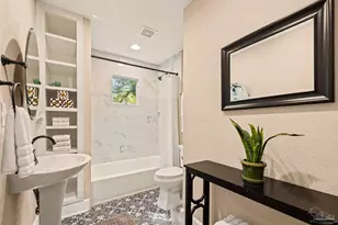 724 N K St, Pensacola, FL 32501 - Photo 29