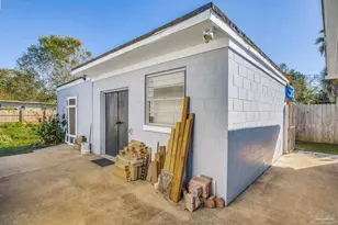 2 Adkinson Dr, Pensacola, FL 32506 - Photo 55