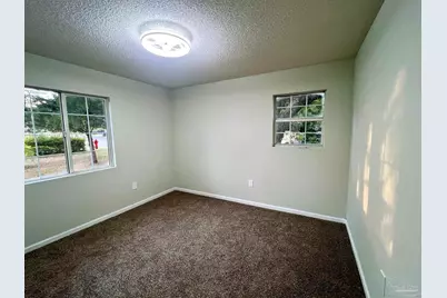 5796 Washington St, Milton, FL 32570 - Photo 15