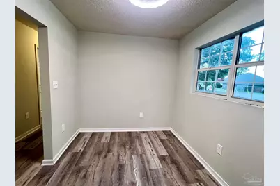 5796 Washington St, Milton, FL 32570 - Photo 9