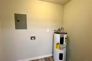 5796 Washington St, Milton, FL 32570 - Photo 7