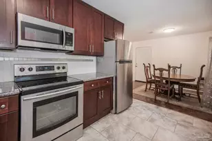 6617 Maui Ct, Pensacola, FL 32504 - Photo 7