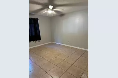 7225 W Fairfield Dr #C-3, Pensacola, FL 32506 - Photo 9