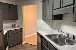 7225 W Fairfield Dr, Pensacola, FL 32506 - Photo 7