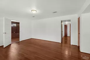 102 Ariola Ave, Pensacola, FL 32503 - Photo 3