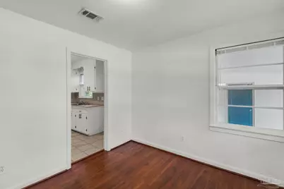102 Ariola Ave, Pensacola, FL 32503 - Photo 9