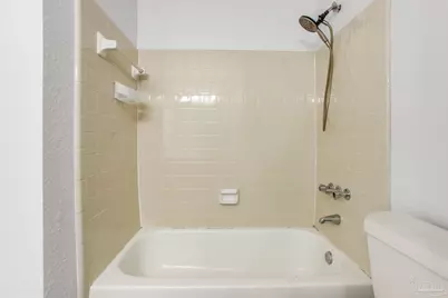 6718 Bellview Pines Rd, Pensacola, FL 32526 - Photo 13