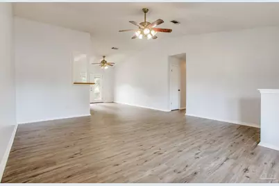 6718 Bellview Pines Rd, Pensacola, FL 32526 - Photo 15