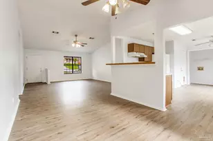 6718 Bellview Pines Rd, Pensacola, FL 32526 - Photo 5