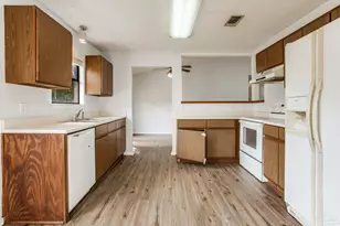 6718 Bellview Pines Rd, Pensacola, FL 32526 - Photo 7