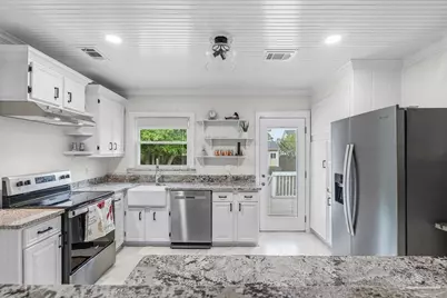 1722 E Hatton St, Pensacola, FL 32503 - Photo 17