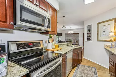 10045 Foxrun Rd, Pensacola, FL 32514 - Photo 11