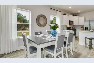 2427 Cliff Hollow Cir, Gulf Breeze, FL 32563 - Photo 11