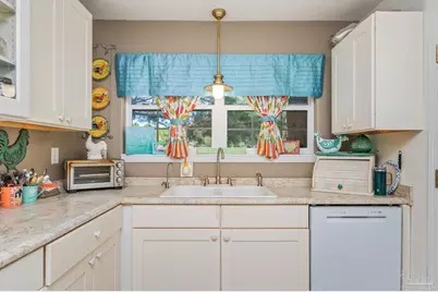 5813 Congress Ct, Gulf Breeze, FL 32563 - Photo 9