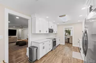 230 Oviedo St, Gulf Breeze, FL 32561 - Photo 13